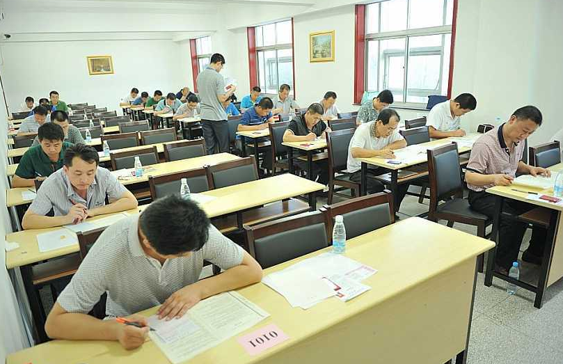 初中文凭提升学历的三个方向