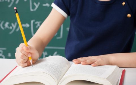 自学考试需要考哪些科目 哪些专业比较科目少